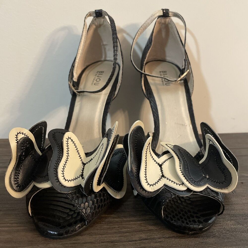 NEW Bijou By‎ AJ Valenci Butterfly Heels Peep Toe Pumps Size 10M Party Club Y2K